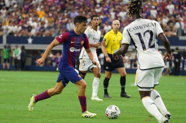Tranh cãi trọng tài sau trận Barcelona vs Real Madrid